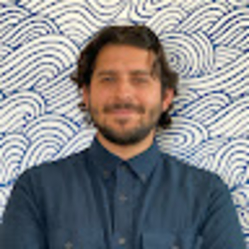 Meet your Posher, Emilio